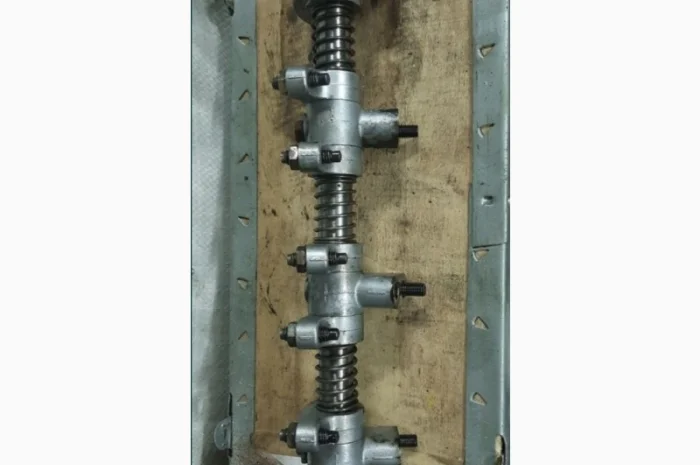 Ось коромысел двигателя митсубиси Mitsubishi S4L- фото № 1