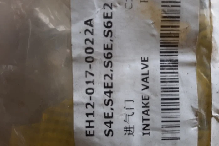 Клапана дизельного двигателя митсубиси Mitsubishi S4E- фото № 2