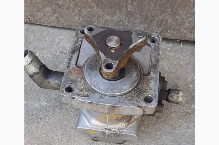 Насос гидравлический Kayaba к вилочным погрузчикам тоета тсм- фото № 3