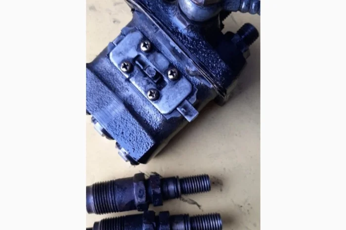 Топливный насос тнвд двигателя Yanmar Tk3.66, TK3.74- фото № 1