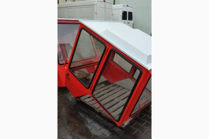 Кабіна до трактора т-25 нова польська- фото № 1