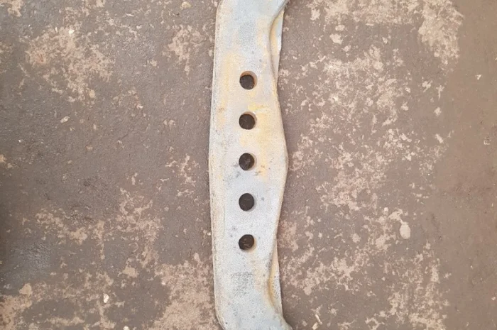 Скоба прицепная т-150- фото № 1