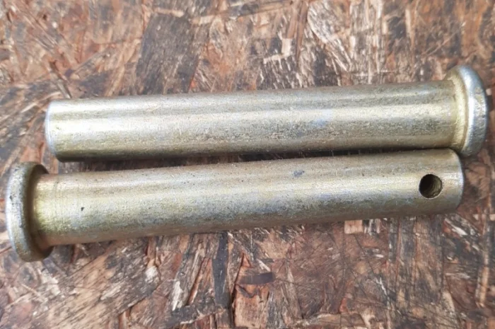 Палец мтз нижний раскоса- фото № 1