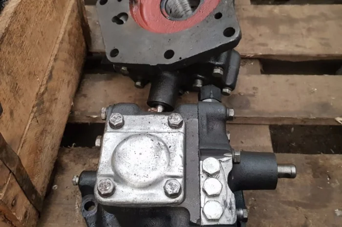 Распределитель КПП правый Т-150 150.37.025-1- фото № 1