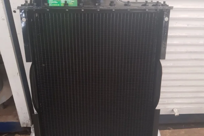 Радиатор вод.охлажд. МТЗ-80 с дв. Д-240, 243 (4-х рядн.) латунный 70П-1301.010- фото № 1