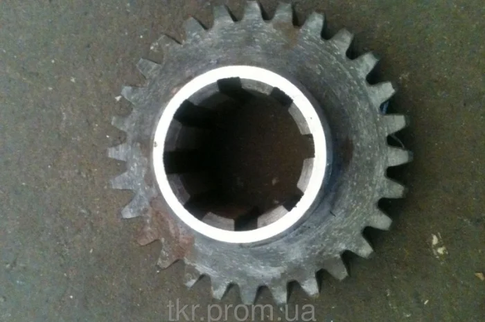 Шестерня Т-150 ведущ.вала перв.(Z 28)- фото № 1