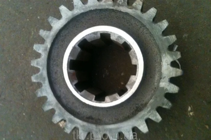 Шестерня Т-150 ведущ.вала перв.(Z 28)- фото № 2