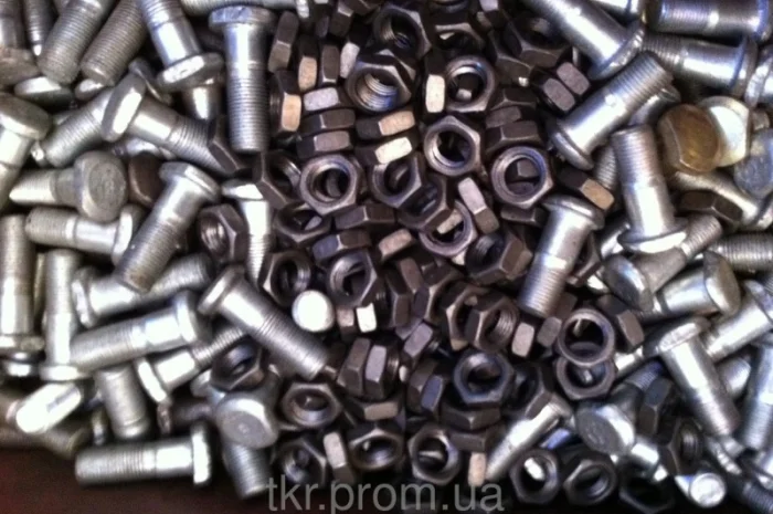 Болт кардана с гайкой Т-150- фото № 1