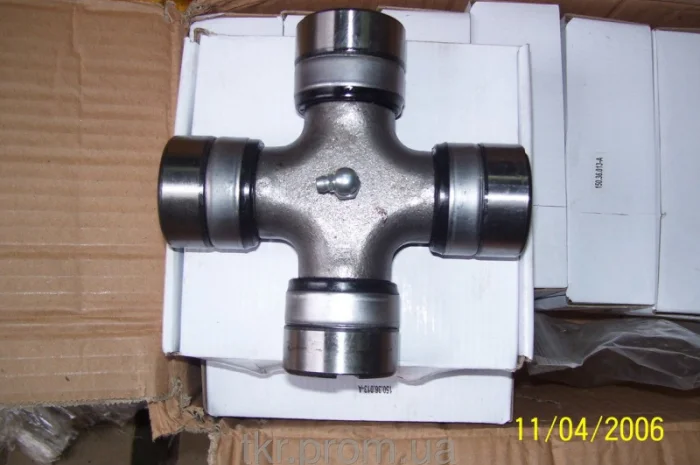 Крестовина кардана Т-150- фото № 1