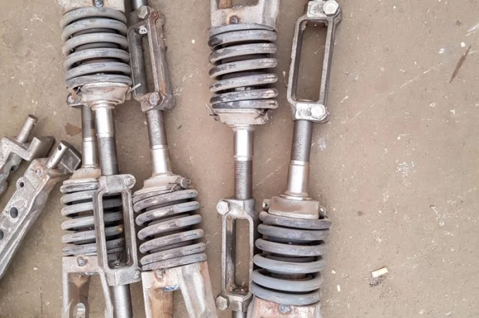 Тяга верхняя(винт центральный) Т150- фото № 1