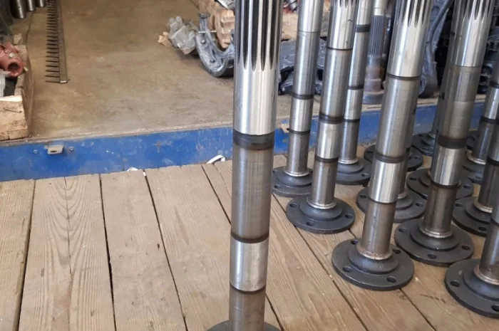 Вал кардана промежуточной опоры Т-150- фото № 1