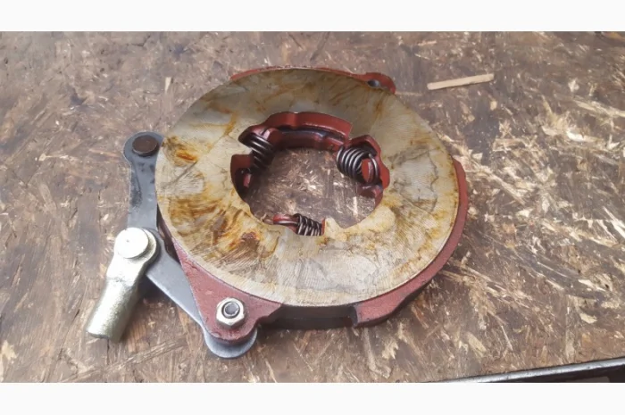 Диск тормозной МТЗ-80 нажимной старый образец- фото № 1