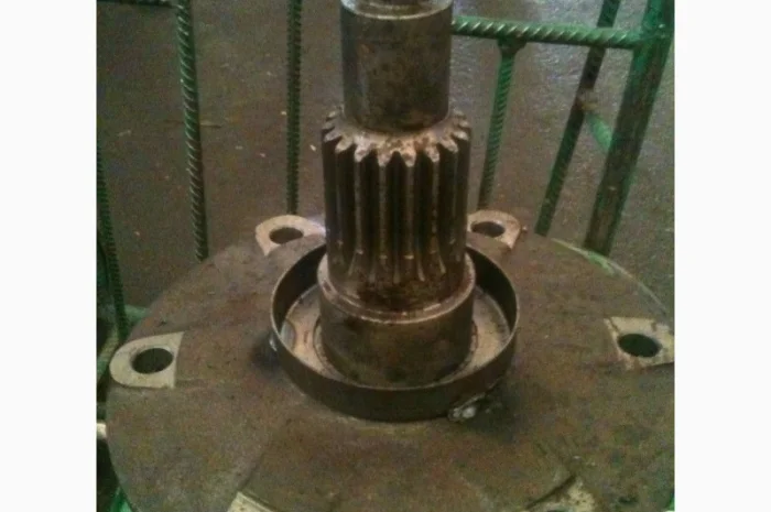 Полуось задняя Т-16,  Т-25- фото № 1