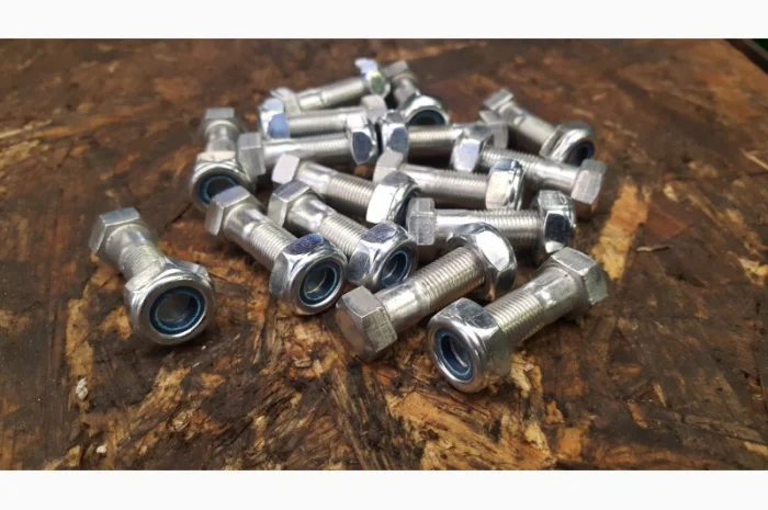 Болт МТЗ карданного вала с гайкой 52-2203012- фото № 2