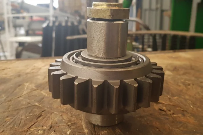 Шестерня МТЗ-80-950 ( в сборе ) раздатки промежуточная привода ПВМ (Z=22) 52-1802091- фото № 1