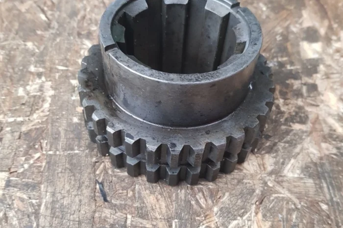 Втулка зубчатая первичного вала 151.37.411- фото № 1
