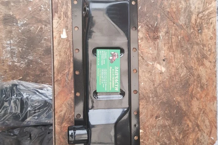 Бачок радиатора нижний (металл) 70У-1301075 (МТЗ-80/82)- фото № 1