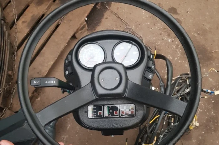 Колонка регулируемая (откидная, ламанная) Т-150 в сборе- фото № 2