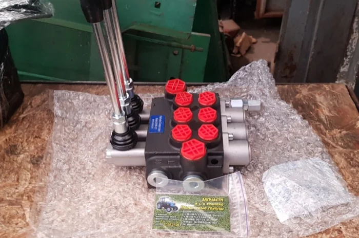 Гидрораспределитель Р-40 3-х секционный- фото № 1