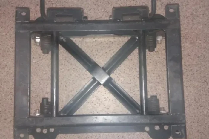 Подвеска сиденья кабины для тракторов Т-150К, МТЗ, мини тракторов- фото № 2