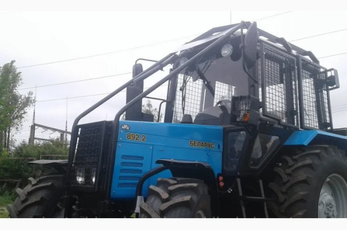 Защитные ограждения для тракторов при лесозаготовке- фото № 4