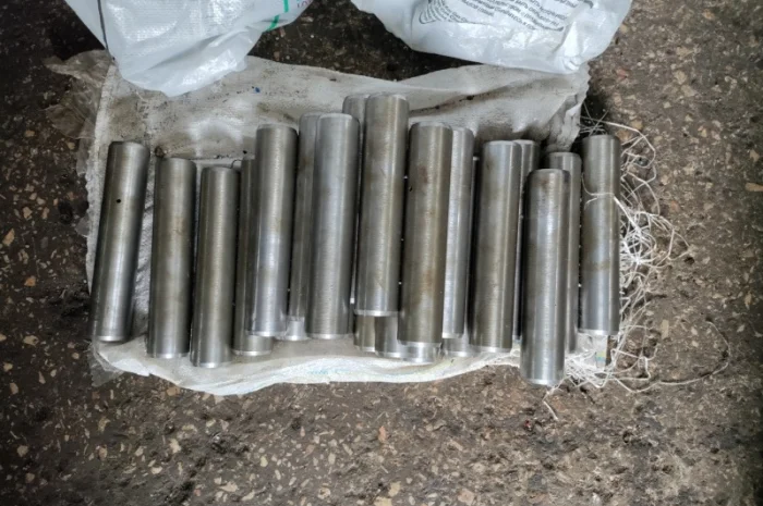 64221-3001019 Шкворень MAN без втулок- фото № 1