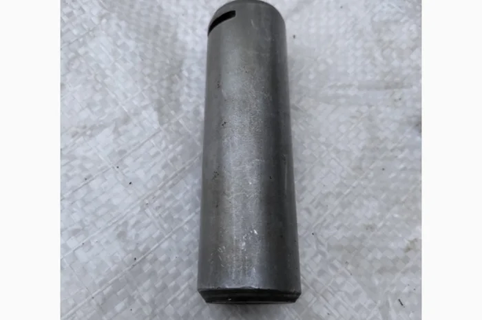 5440-3501132 Ось тормозной колодки МАЗ- фото № 3