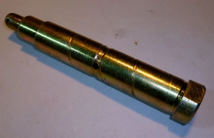 6430-5001722 Ось стабилизатора МАЗ- фото № 1