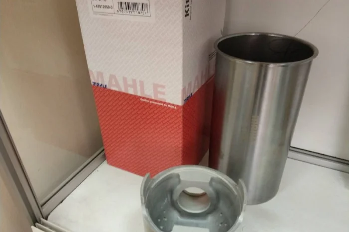 Запчасти двигателя MAHLE для экскаваторов Hitachi, JCB склад г. Киев- фото № 2