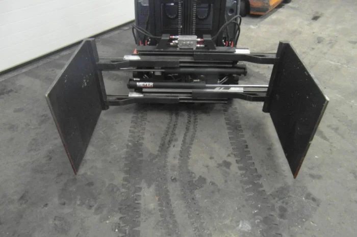 Захват для вилочного погрузчика Meyer 3-0302K, захват для коробов, бытовой техники бу- фото № 1