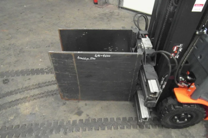 Захват для вилочного погрузчика Meyer 3-0302K, захват для коробов, бытовой техники бу- фото № 4