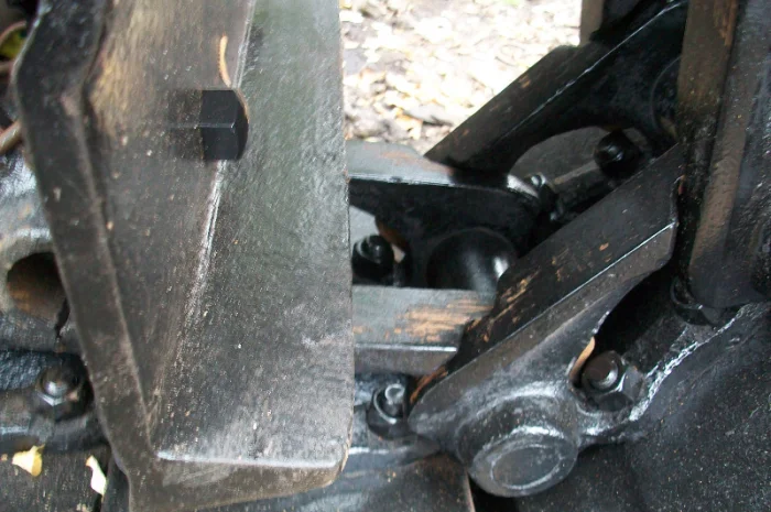 Запчасти бульдозер T-130, Т-170, Б-10, Т-100, гусеница, цепь, браслет, башмак, катки и др- фото № 6