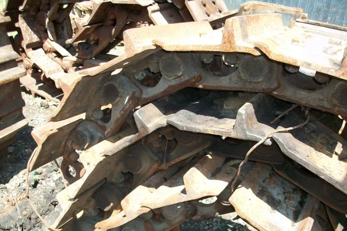 Запчасти бульдозер T-130, Т-170, Б-10, Т-100, гусеница, цепь, браслет, башмак, катки и др- фото № 12