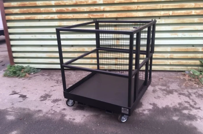 Монтажна платформа коліщатками- фото № 3