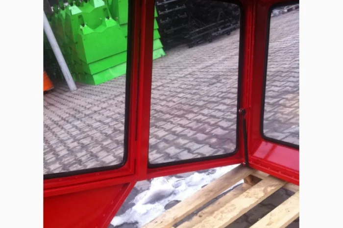 Кабіна Т-25 Польща оригінал- фото № 14