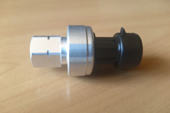 Датчик тиску кондиціонера DENSO - Renault Citroen Chevrolet Opel- фото № 1