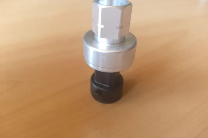 Датчик тиску кондиціонера DENSO - Renault Citroen Chevrolet Opel- фото № 3