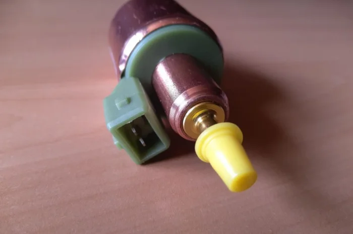 Паливний насос Китайського автономного обігрівача 2-5квт 24в 22мл- фото № 5