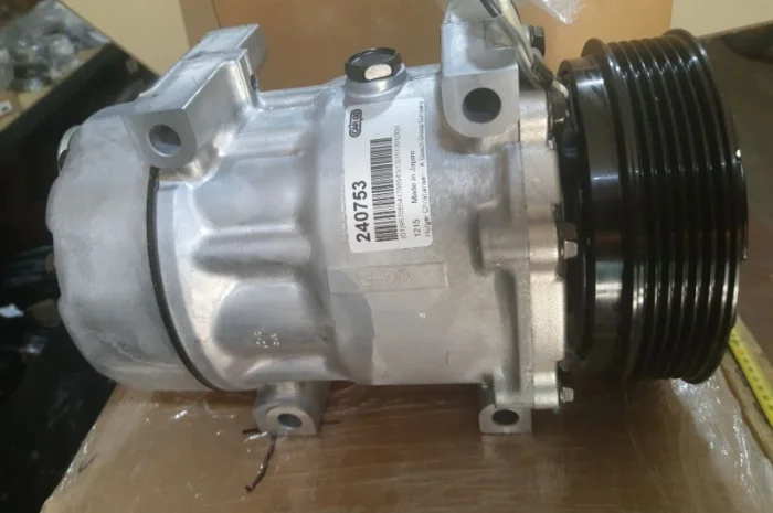 Компресор кондиціонера Renault Volkswagen - 240753 Японія- фото № 1
