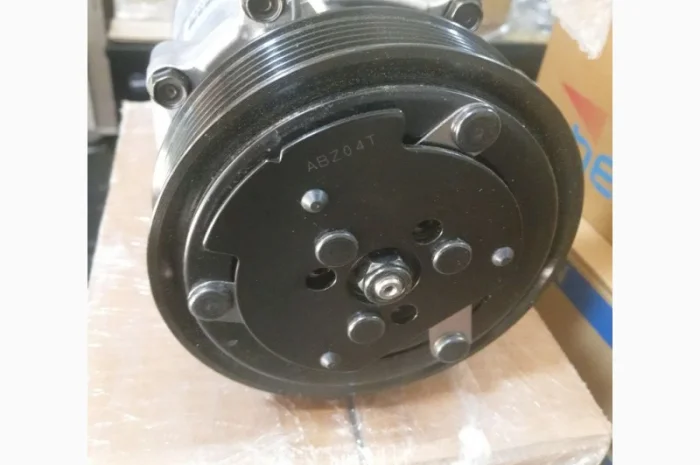 Компресор кондиціонера Renault Volkswagen - 240753 Японія- фото № 3