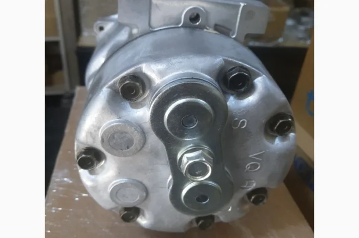 Компресор кондиціонера Renault Volkswagen - 240753 Японія- фото № 4