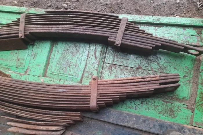 Продам для тракторного причепа 2ПТС-9 ресори в зборі- фото № 3