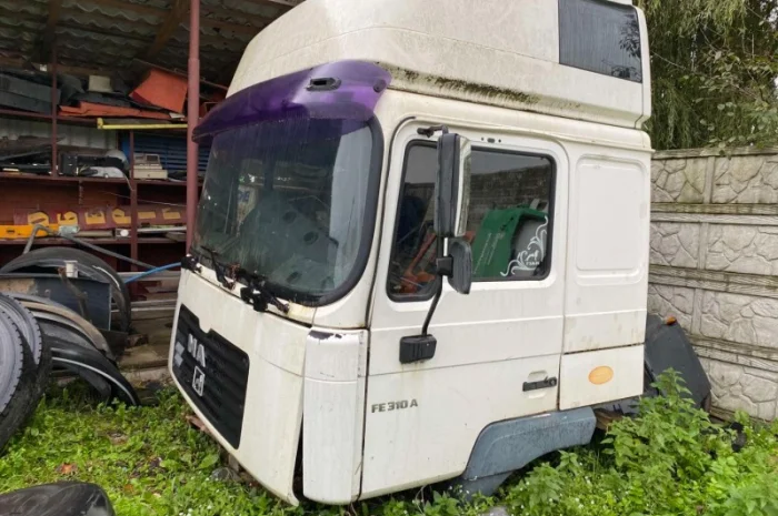 Кабіна автомобіля MAN F2000 Commandor- фото № 1