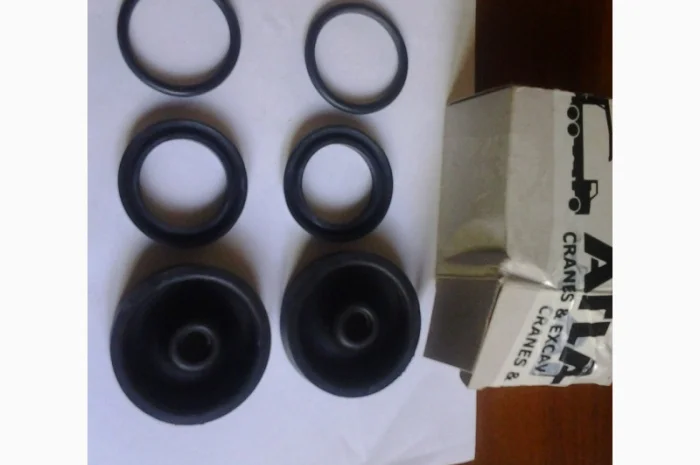 Запчасти на экскаватор Atlas-1304, 1404, 1604, 1704, 1804- фото № 3