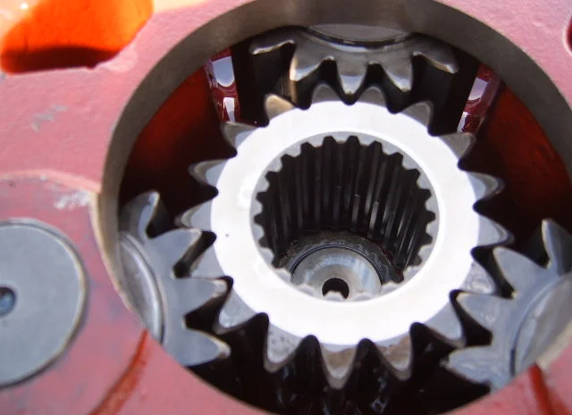 ATLAS. Запчасти на Atlas 1304, 1404, 1504, 1604, 1704, 1804- фото № 18