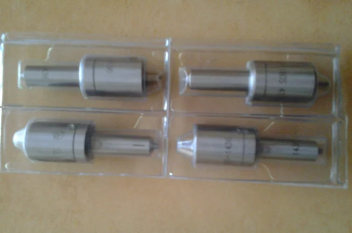 UN-053. Запчасти к погрузчику UN-053- фото № 5