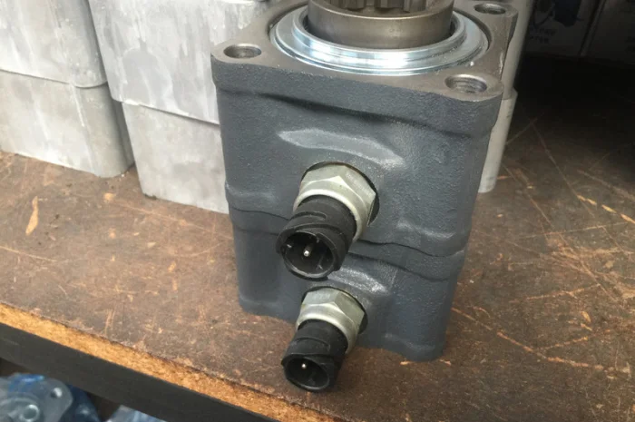 Коробка отбора мощности КОМ на ZF-1- фото № 3