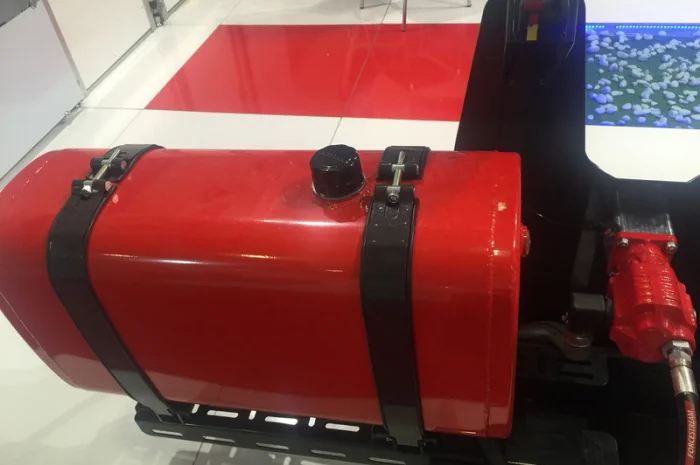 Бак гидравлический (гидробак) закабинный 180 л железный (49х34х110)- фото № 2