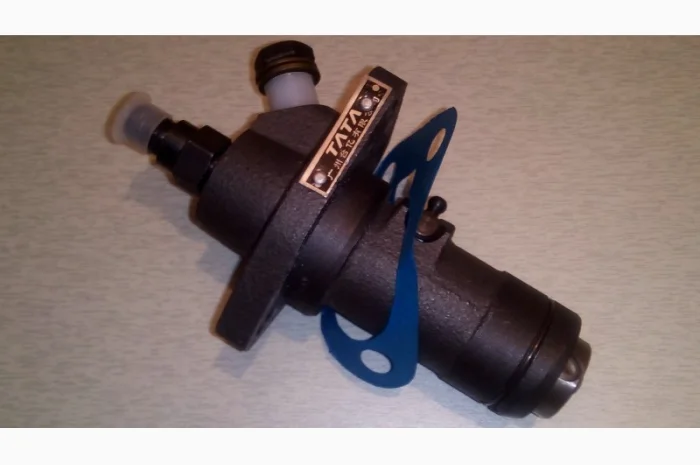 Продам насос топливный к мотоблоку R180- фото № 3