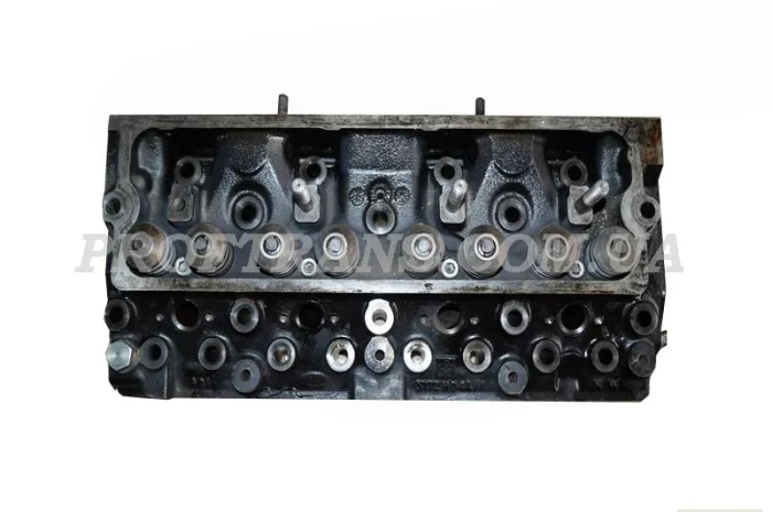 Головка блока цилиндров мотор Perkins 1004-4- фото № 1